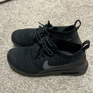 nike woman shoe